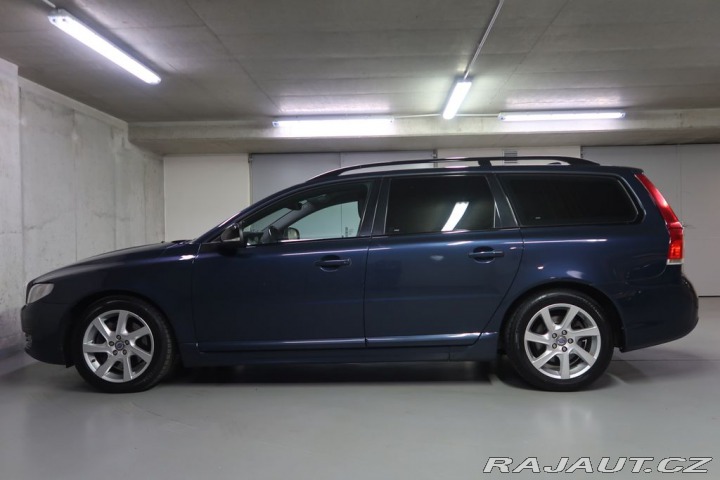Volvo V70 2015