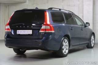 Volvo V70  2015