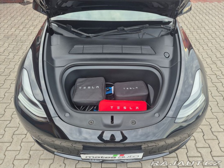 Tesla Model Y Long Range 378 kW 2023