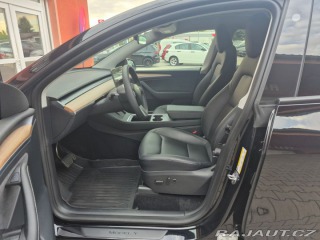 Tesla Model Y Long Range 378 kW 2023
