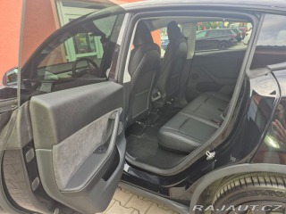 Tesla Model Y Long Range 378 kW 2023