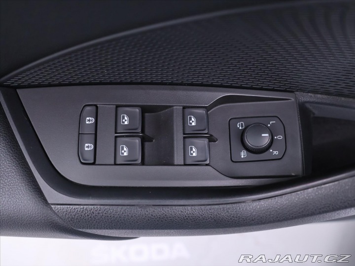 Škoda Octavia 1,5 TSI 110kW Style DPH 1 2020