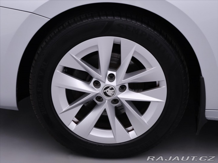 Škoda Octavia 1,5 TSI 110kW Style DPH 1 2020