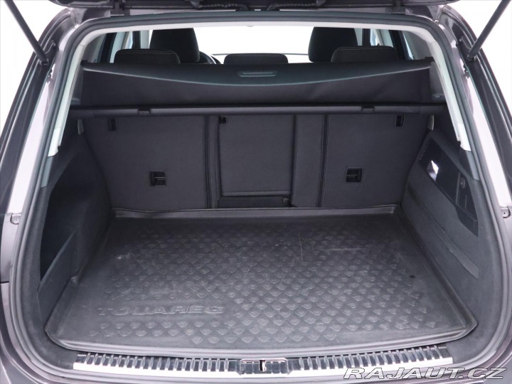 Volkswagen Touareg 3,0 TDI 150kW V6 CZ 2011