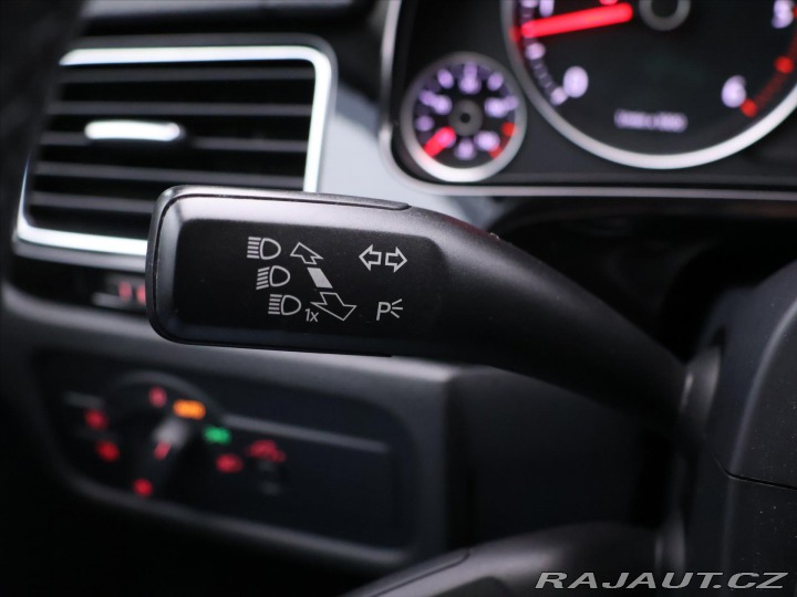 Volkswagen Touareg 3,0 TDI 150kW V6 CZ 2011