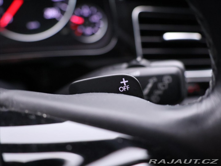 Volkswagen Touareg 3,0 TDI 150kW V6 CZ 2011