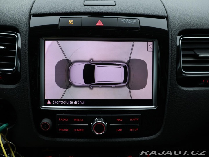 Volkswagen Touareg 3,0 TDI 150kW V6 CZ 2011