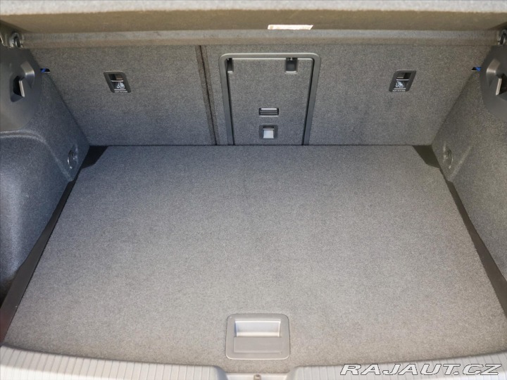 Volkswagen Golf 2,0 235kW 4Motion CZ záru 2021