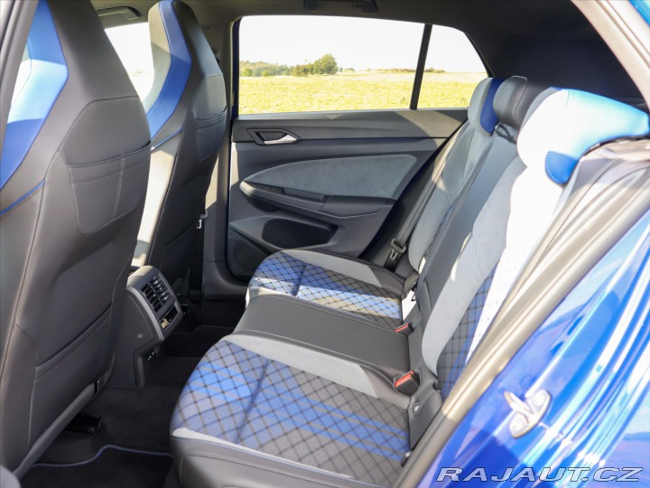 Volkswagen Golf 2,0 235kW 4Motion CZ záru 2021