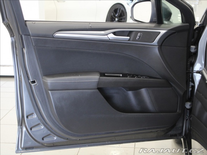 Ford Mondeo 2,0 TDCi 132kW AT 4x4 Tit 2016