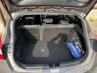 Hyundai i30 1,4 73 kW, benzín, r.v. 2013