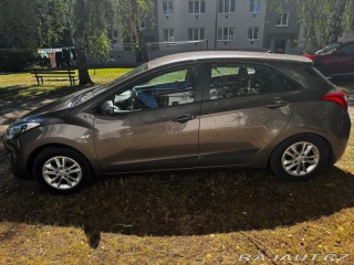Hyundai i30 1,4 73 kW, benzín, r.v. 2013