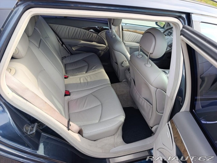 Mercedes-Benz E ve výbavě Avangarde 1800