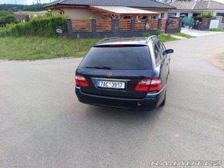 Mercedes-Benz E ve výbavě Avangarde 1800