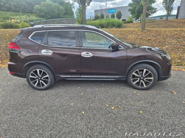 Nissan X-Trail 1,7 7 míst, odečet DPH 1800