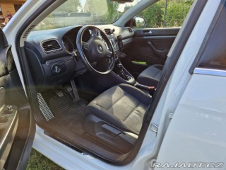 Volkswagen Golf 1,6 TDi 77kW, barva bíl 2012