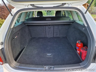 Volkswagen Golf 1,6 TDi 77kW, barva bíl 2012