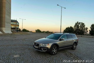 Volvo XC70 2,4 D5 2013, 4x4 – Výbo 2013