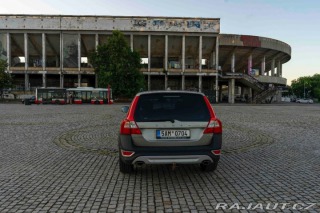 Volvo XC70 2,4 D5 2013, 4x4 – Výbo 2013