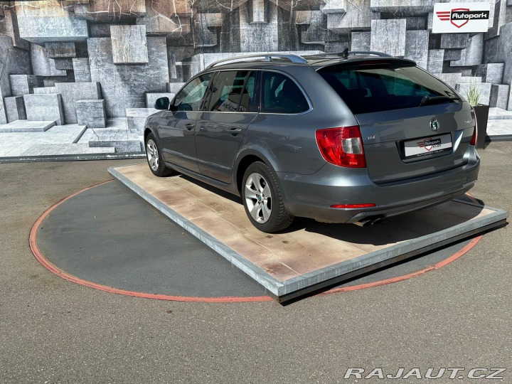 Škoda Superb 2.TDi, 103KW 2011