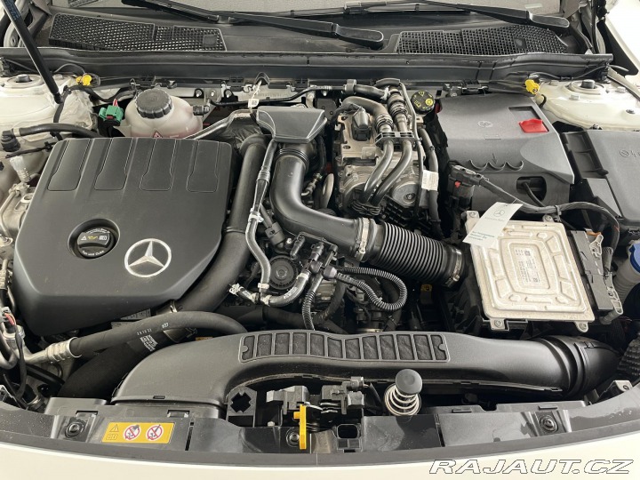 Mercedes-Benz CLA 250e AMG*360°kam*REZERVAC 2023