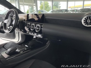 Mercedes-Benz CLA  1800
