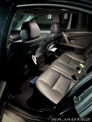 BMW 5 3,0 E60 530d 1800