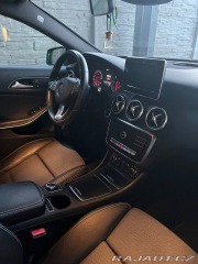 Mercedes-Benz A 180d, automat 2015