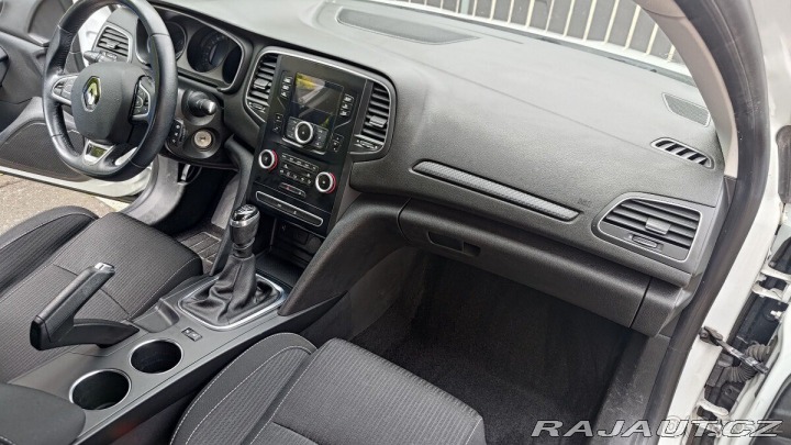 Renault Mégane 2,0 1. majitel, ČR 1800