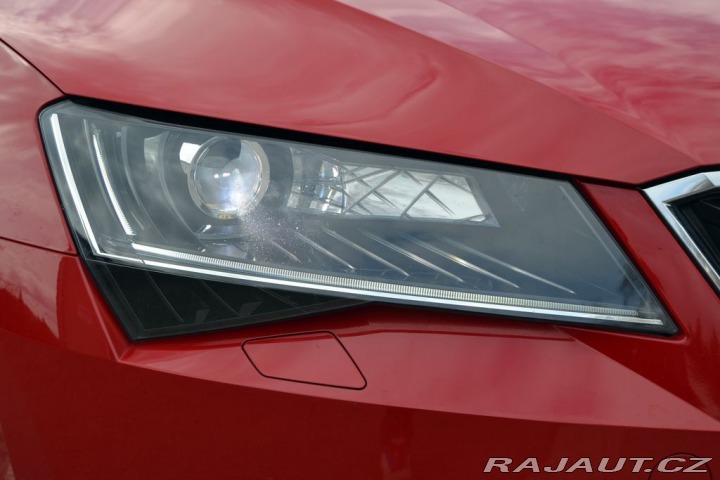 Škoda Superb 2.0 TDI 110kW REZERVACE 2019