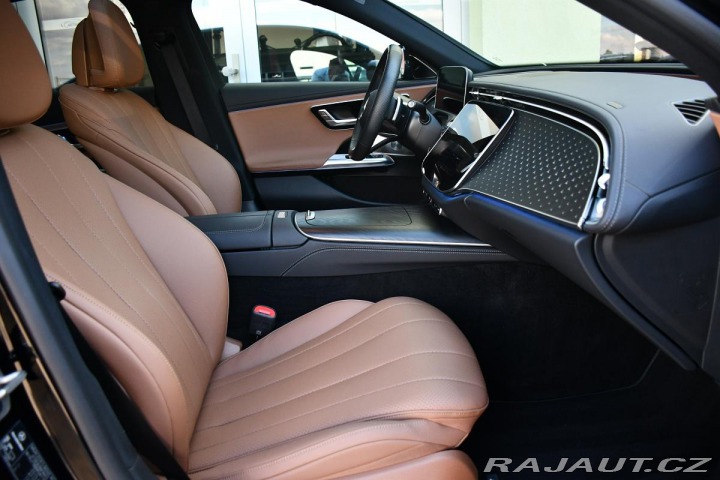 Mercedes-Benz E 200 4M ZÁRUKA HUD 1M ČR Z 2024