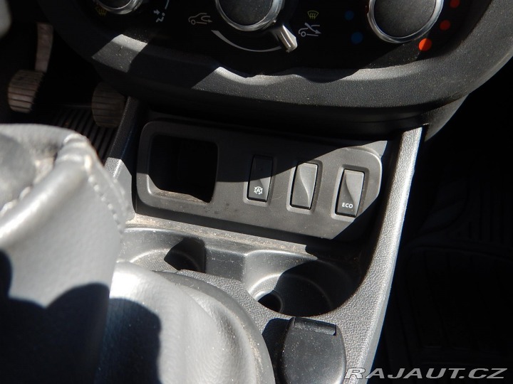 Dacia Duster 1.2 TCe, KLIMA, TAŽNÉ 2017