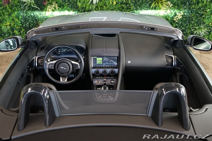 Jaguar F-Type P300*R-DYNAMIC*MERIDIAN*C 2023