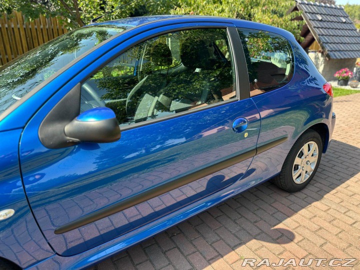 Peugeot 206 206+ 1,1 44kw 2010