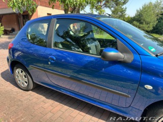 Peugeot 206 206+ 1,1 44kw 2010