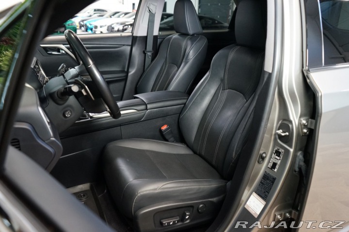 Lexus Ostatní modely RX 300 4X4*CVT*LIMITED*DRCC 2022