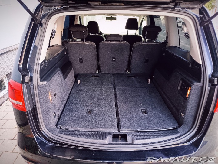 Volkswagen Sharan 1,4TSI Comfortl 7-míst 2011