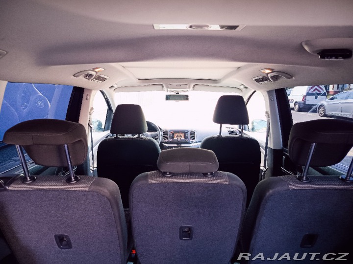 Volkswagen Sharan 1,4TSI Comfortl 7-míst 2011