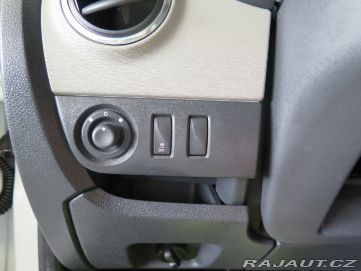 Dacia Lodgy 1.6 61kW,klima,výhřev,nav 2014
