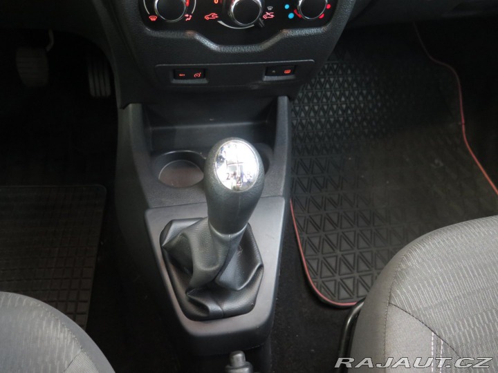 Dacia Lodgy 1.6 61kW,klima,výhřev,nav 2014