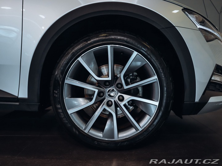 Škoda Superb Scout 2.0TDI DSG, LED MAT 2021