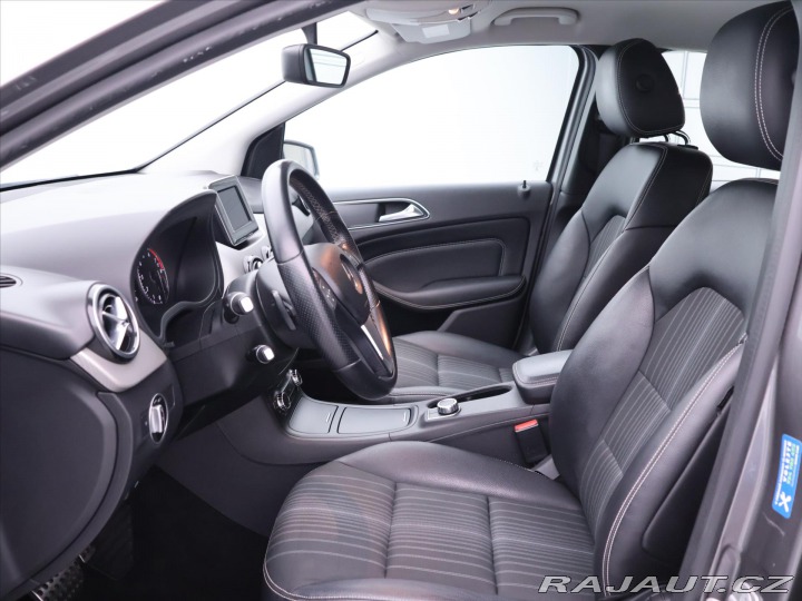 Mercedes-Benz B 1,6 180 90kW Automat Xeno 2013