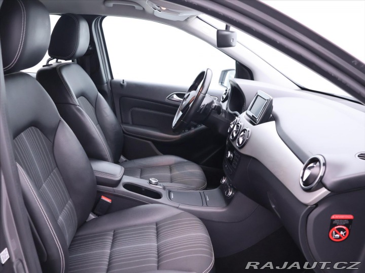 Mercedes-Benz B 1,6 180 90kW Automat Xeno 2013