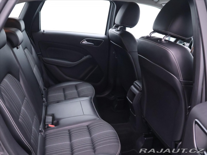 Mercedes-Benz B 1,6 180 90kW Automat Xeno 2013