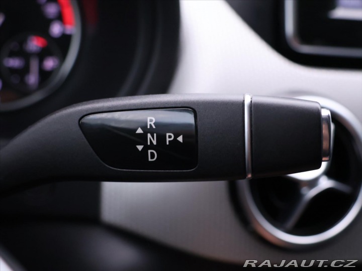 Mercedes-Benz B 1,6 180 90kW Automat Xeno 2013