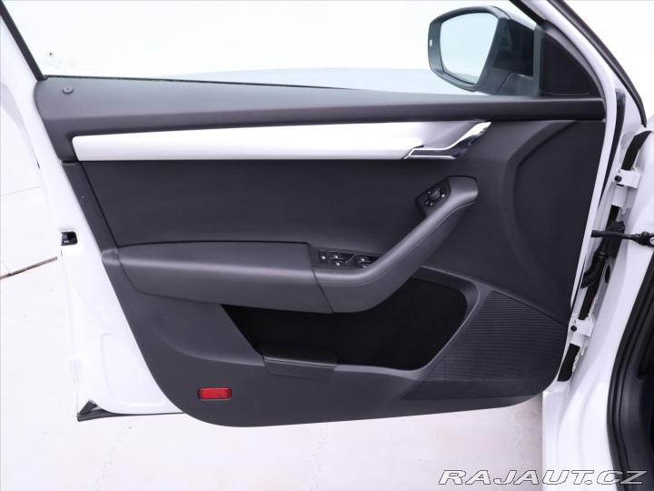 Škoda Octavia 1,6 TDI DSG Clever Serv.k 2018