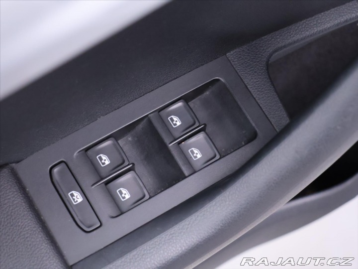 Škoda Octavia 1,6 TDI DSG Clever Serv.k 2018