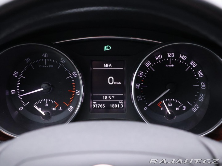Škoda Superb 1,4 TSI Elegance Navi 1.M 2011