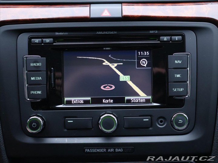 Škoda Superb 1,4 TSI Elegance Navi 1.M 2011
