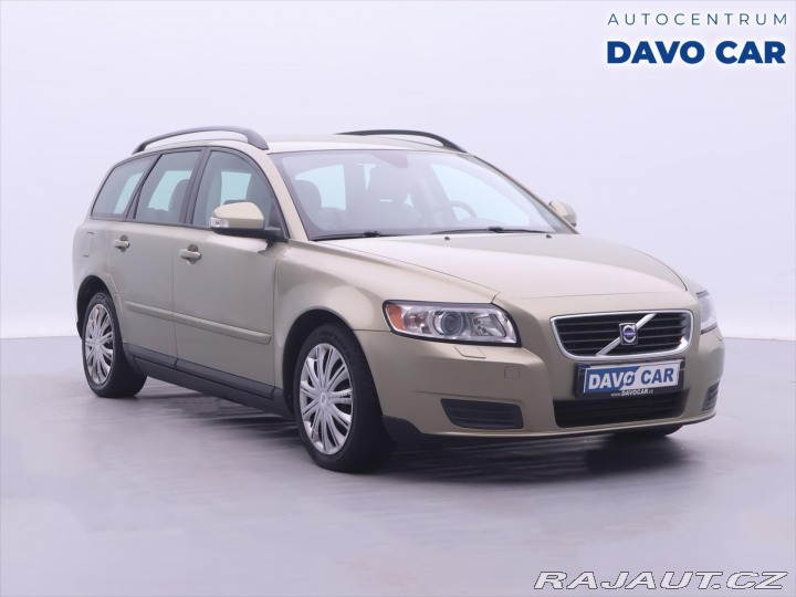 Volvo V50 2,0 D 100kW Aut. Kinetic 2010